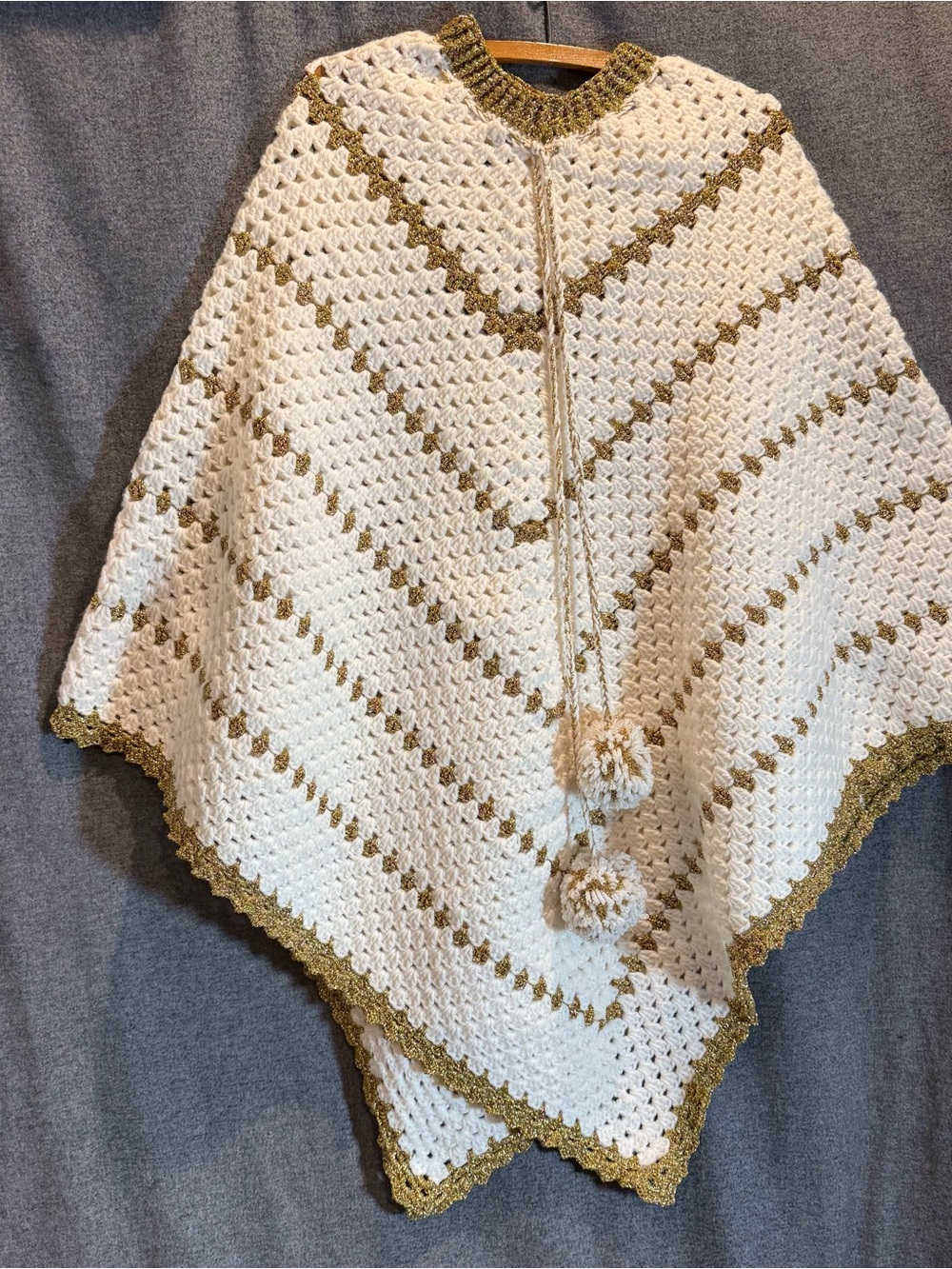 Handmade Crochet Poncho & Beret Set Cream Gold Boho Cottagecore Vintage Artisan